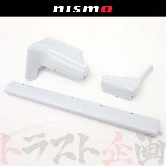 NISMO ヘリテージ 大型 センター マット ガード 右側 三分割タイプ エンドモール付 スカイライン GT-R BNR32 #660102033 - トラスト企画