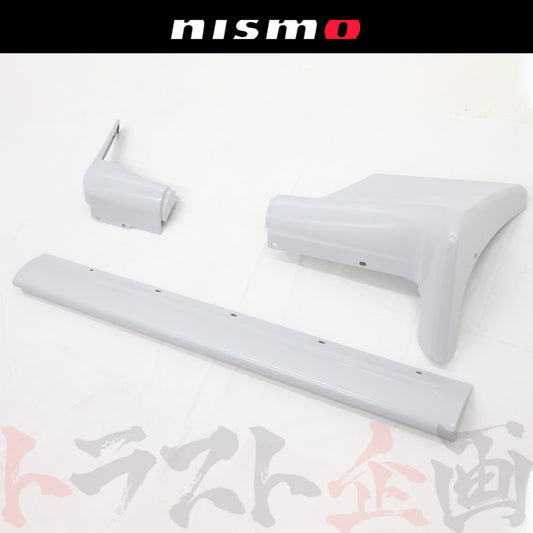 NISMO ヘリテージ 大型 センター マット ガード 左側 三分割タイプ エンドモール付 スカイライン GT-R BNR32 #660102034 - トラスト企画