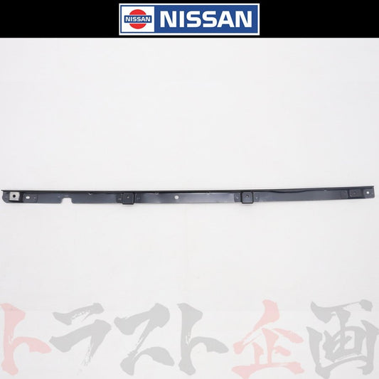 フロントフェンダー ステー 補強材 運転席側 RH BNR34 ##663101690